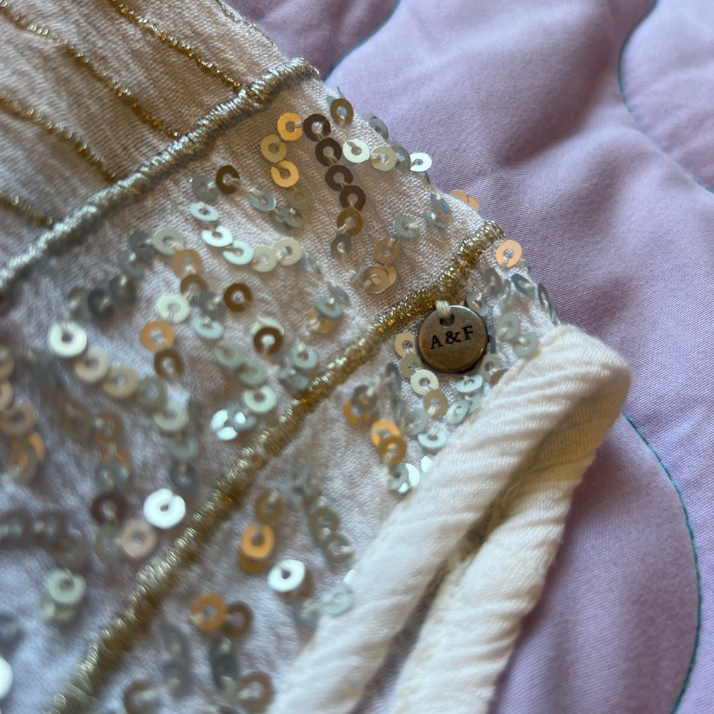Abercrombie & Fitch Sequin Embroidered Tank Top - Picture 3 of 15